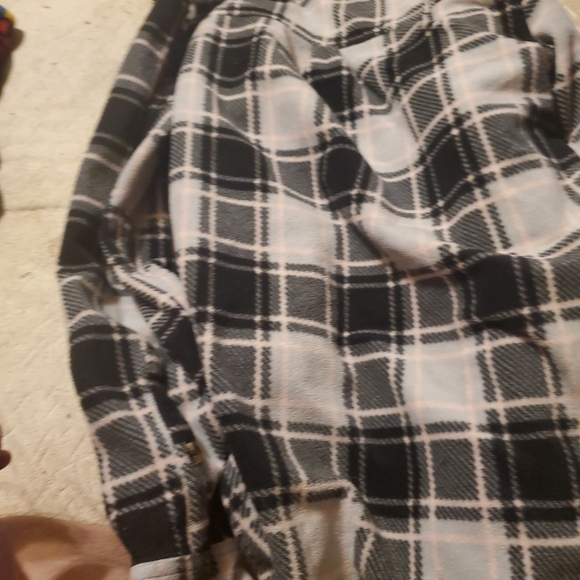 Time And Tru Button Up Shirt Longsleeves - Picture 6 of 6